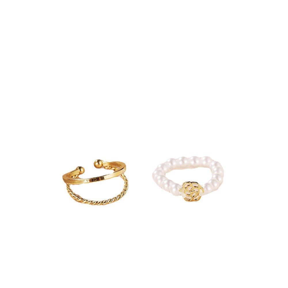 Influencer-style Minimalist Adjustable Geometric Ring