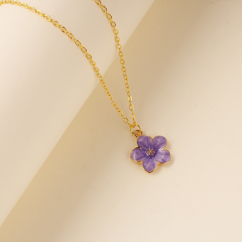 Stylish Oil-drip Flower Necklace For Women Delicate Pendant