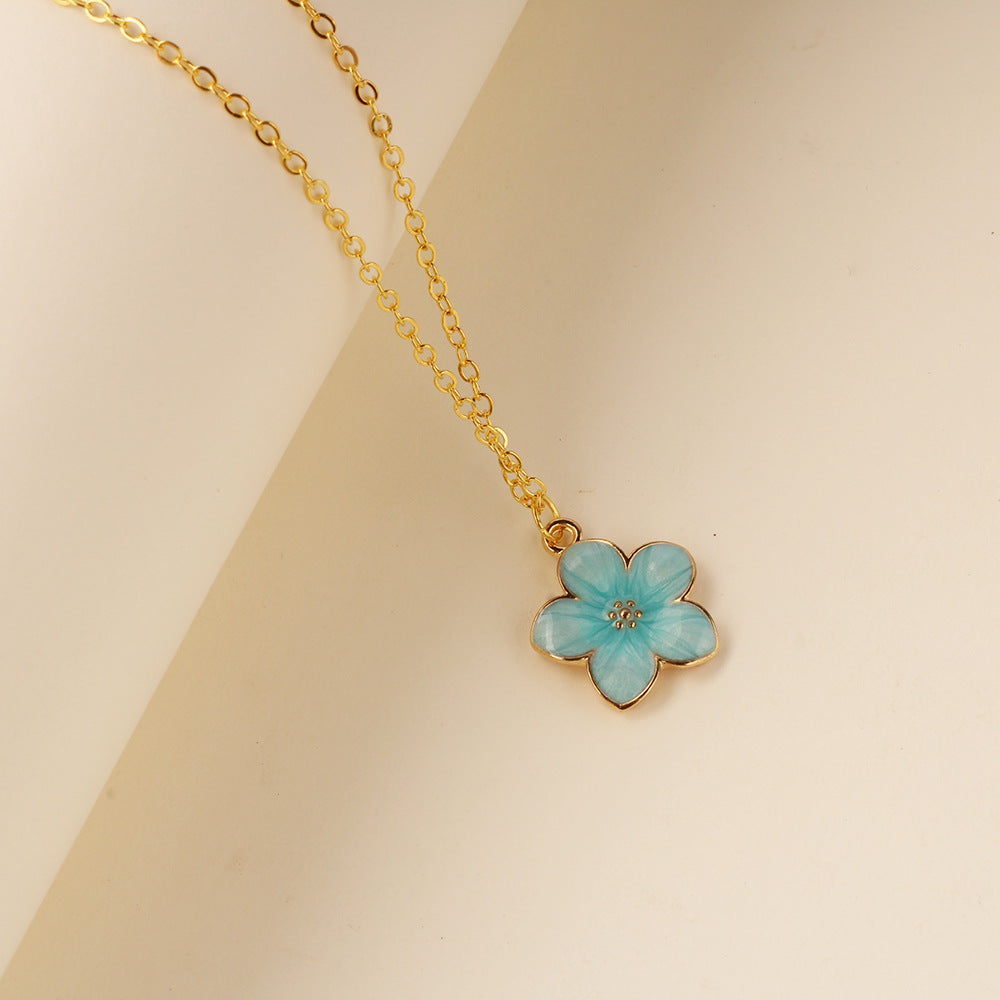 Stylish Oil-drip Flower Necklace For Women Delicate Pendant