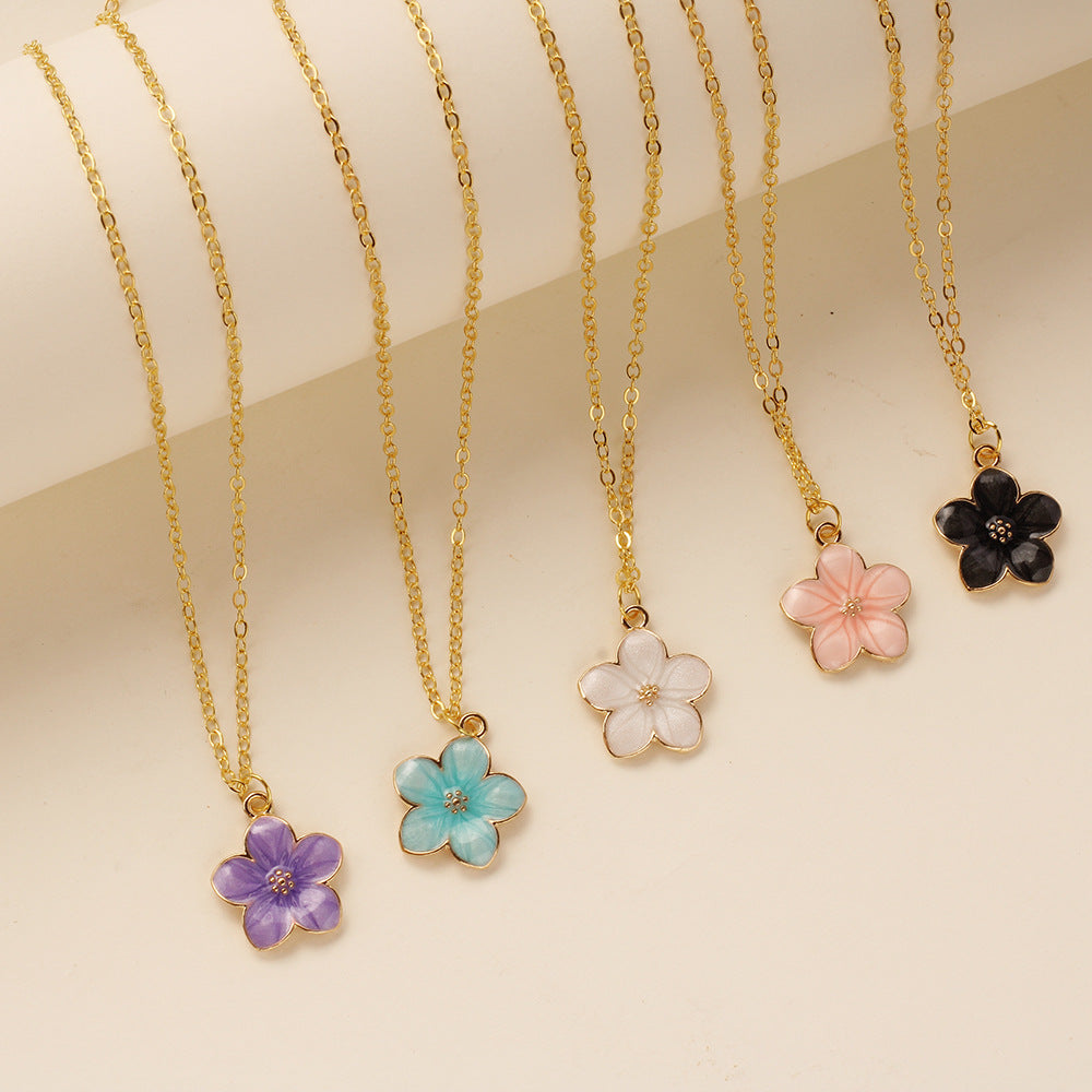 Stylish Oil-drip Flower Necklace For Women Delicate Pendant