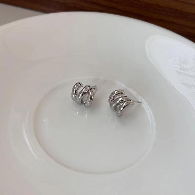 Three-layer Hoop Earrings For Women Niche, High-end Design With A Sophisticated Vibe