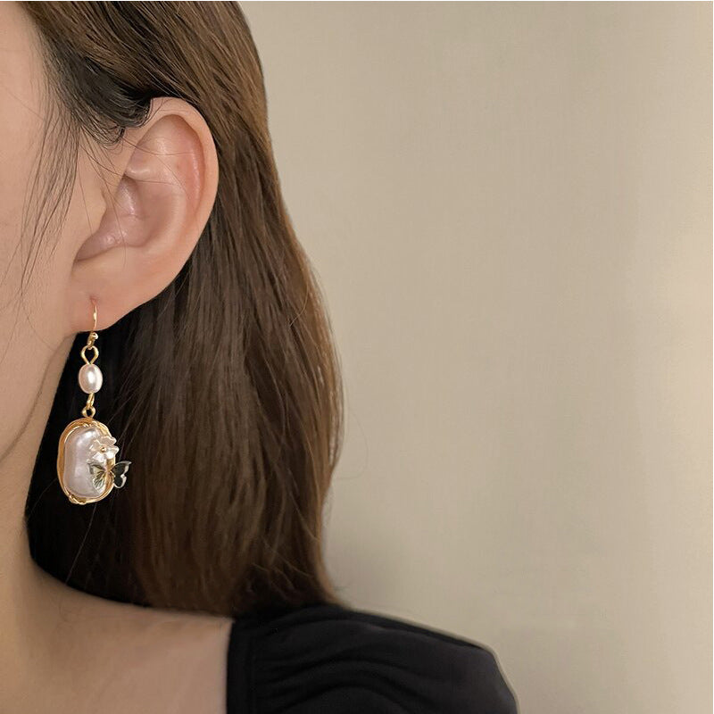 Retro Niche Minimalist-style Asymmetric Zircon Stud Earrings